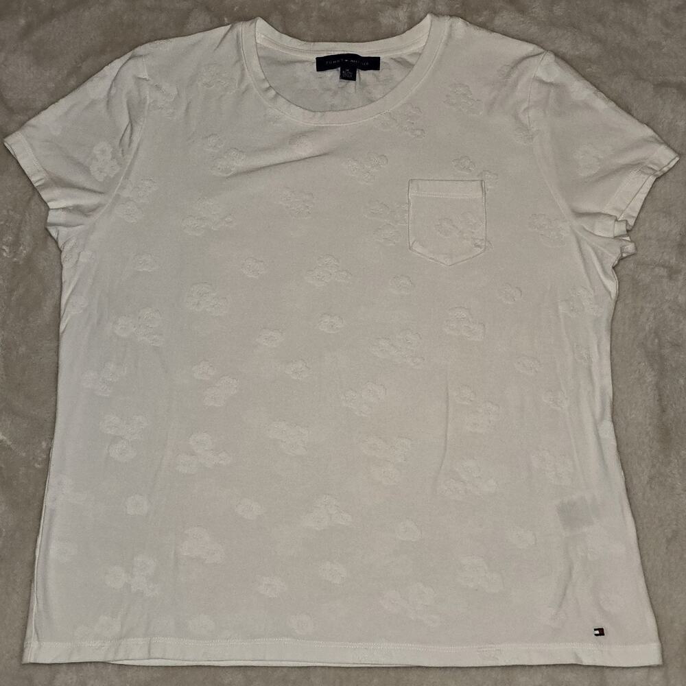 Tommy Hilfiger Women’s XL White Textured Floral Pocket T-Shirt Sleeve Casual Tee